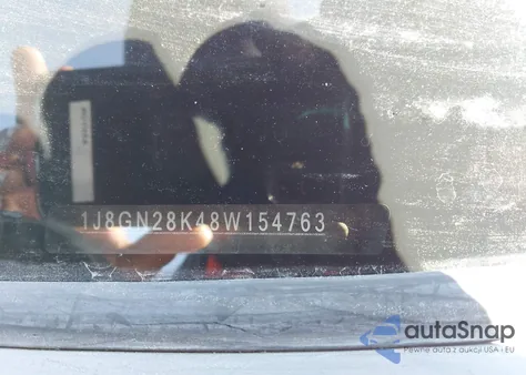 2008 Jeep Liberty Sport z USA, uszkodzony, nr VIN 1J8GN28K48W154763